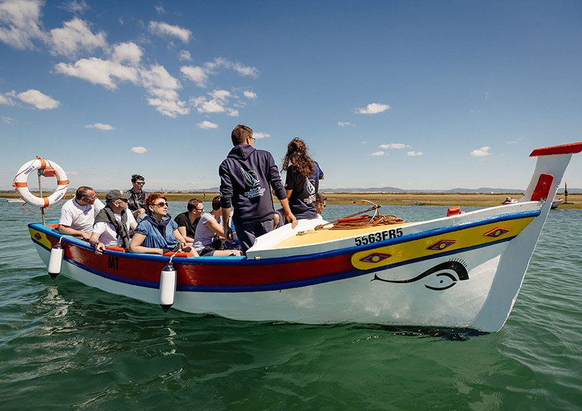 traditional boat tours artur watersports academy