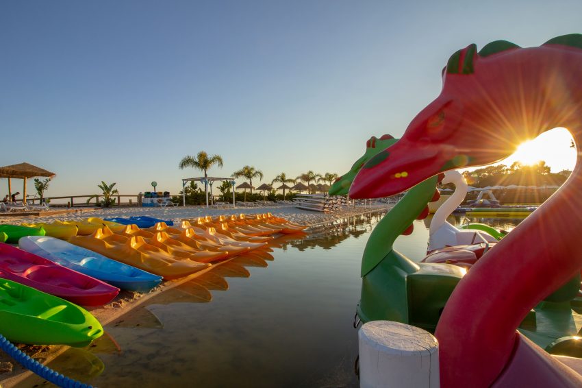 ALL INCLUSIVE LAKE EXPERIENCE